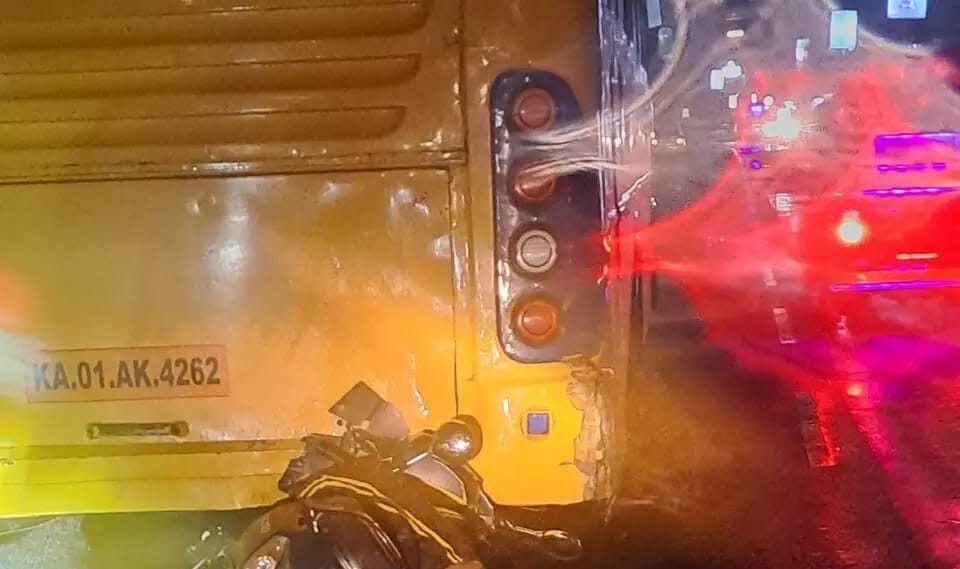 Two youngsters seriously injured in Udupi after scooter collides with parked bus